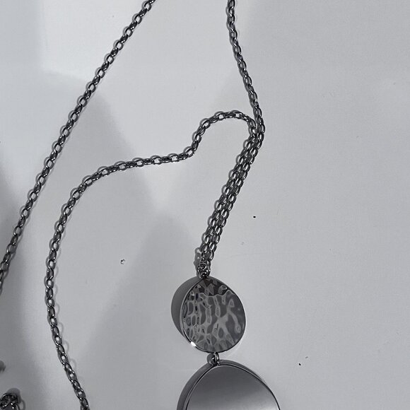 Adjustable Silver Color  Pendant Necklace New Without Tags - Picture 5 of 16